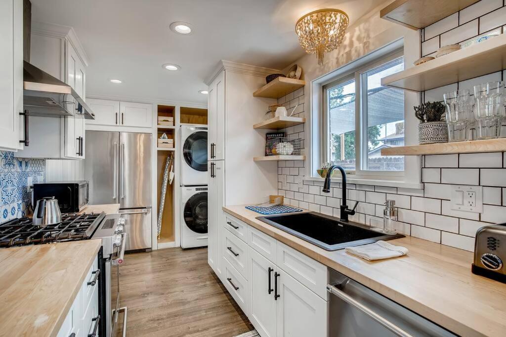 Family Townhome Near Mountains & Olde Town Arvada Extérieur photo