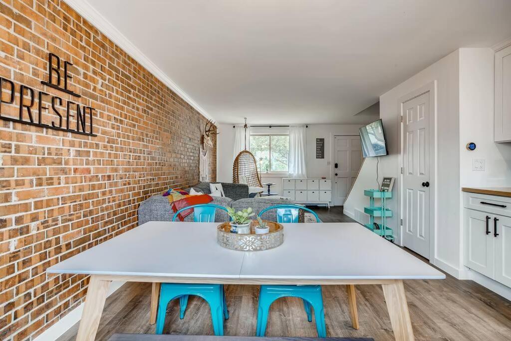 Family Townhome Near Mountains & Olde Town Arvada Extérieur photo